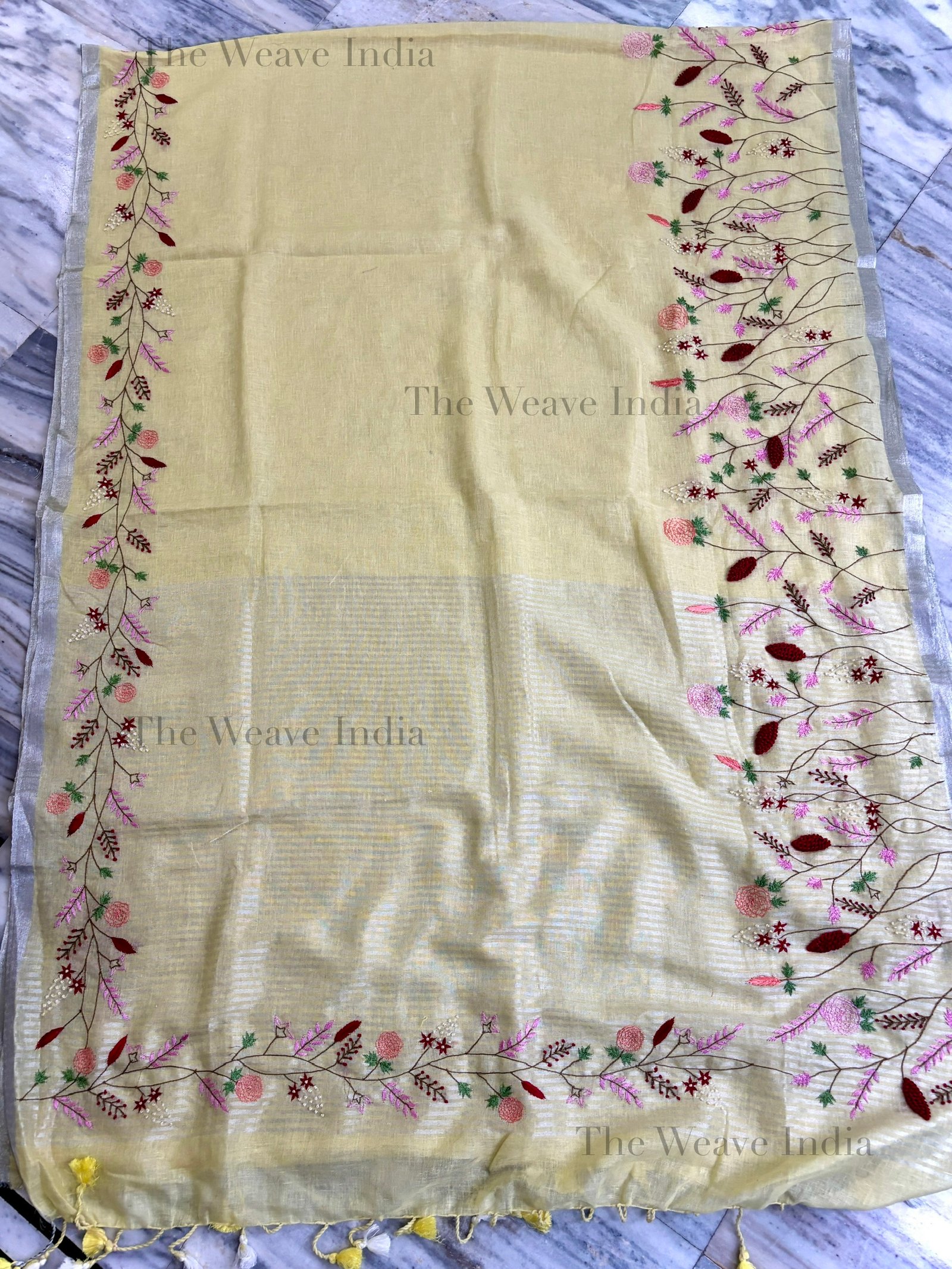 Lemon Mist Linen Knot Saree - Image 3