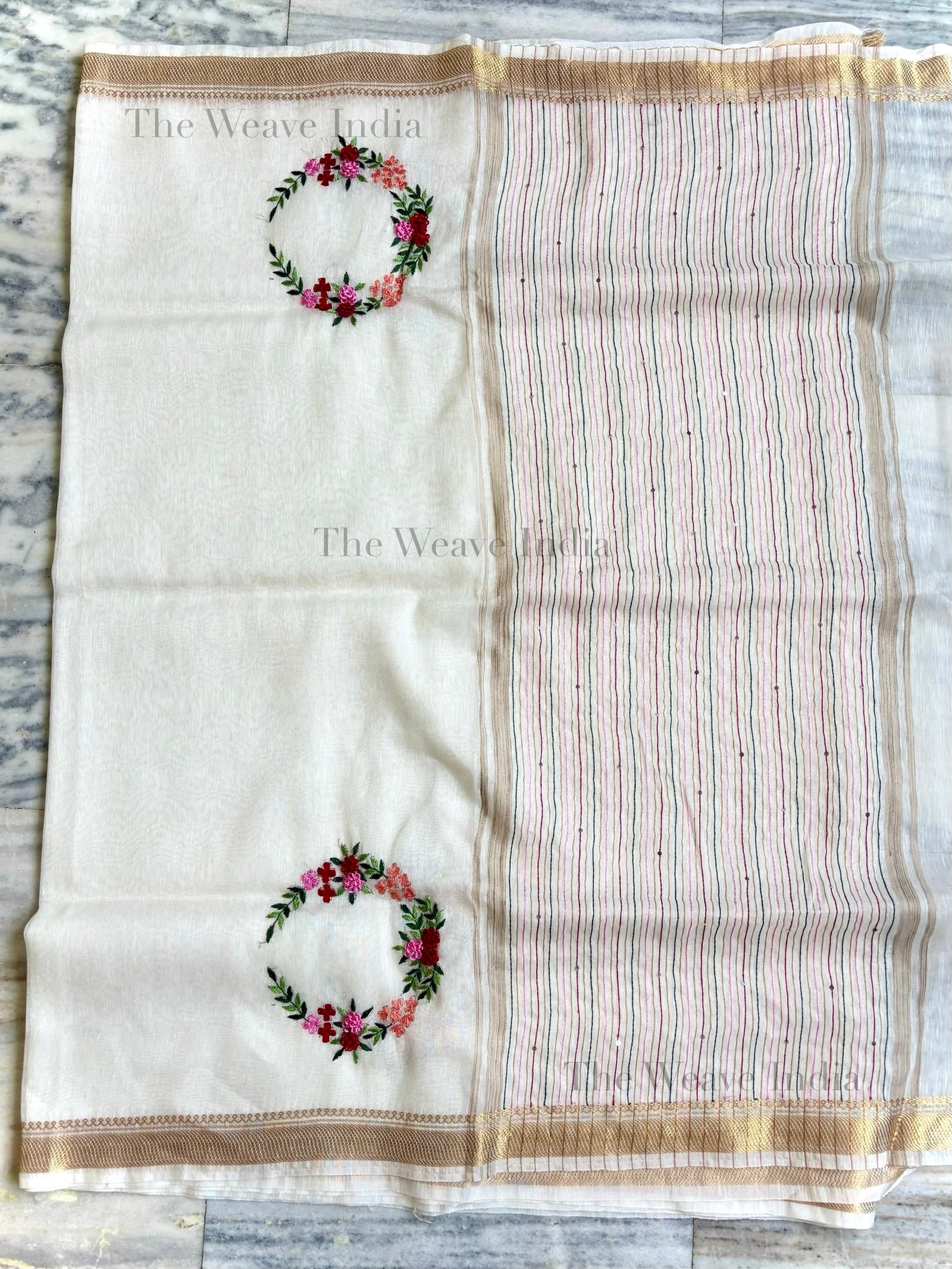 Pearl White Handmade Linen Silk Saree - Image 4