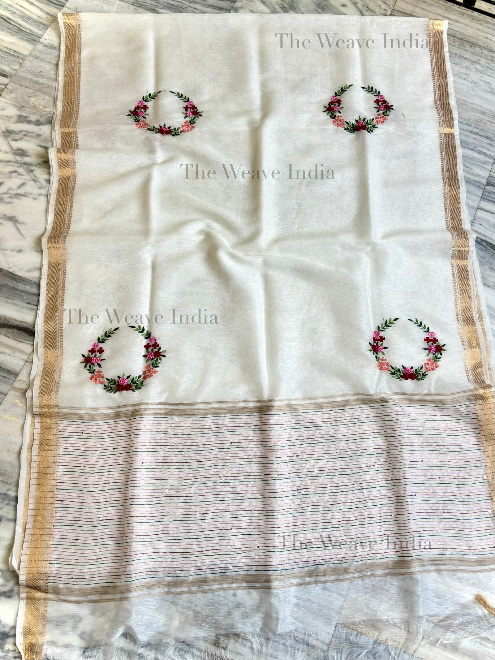 Pearl White Handmade Linen Silk Saree - Image 3