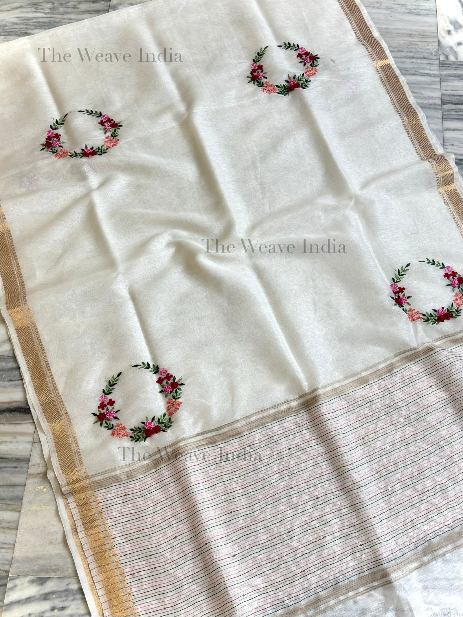 Pearl White Handmade Linen Silk Saree - Image 6