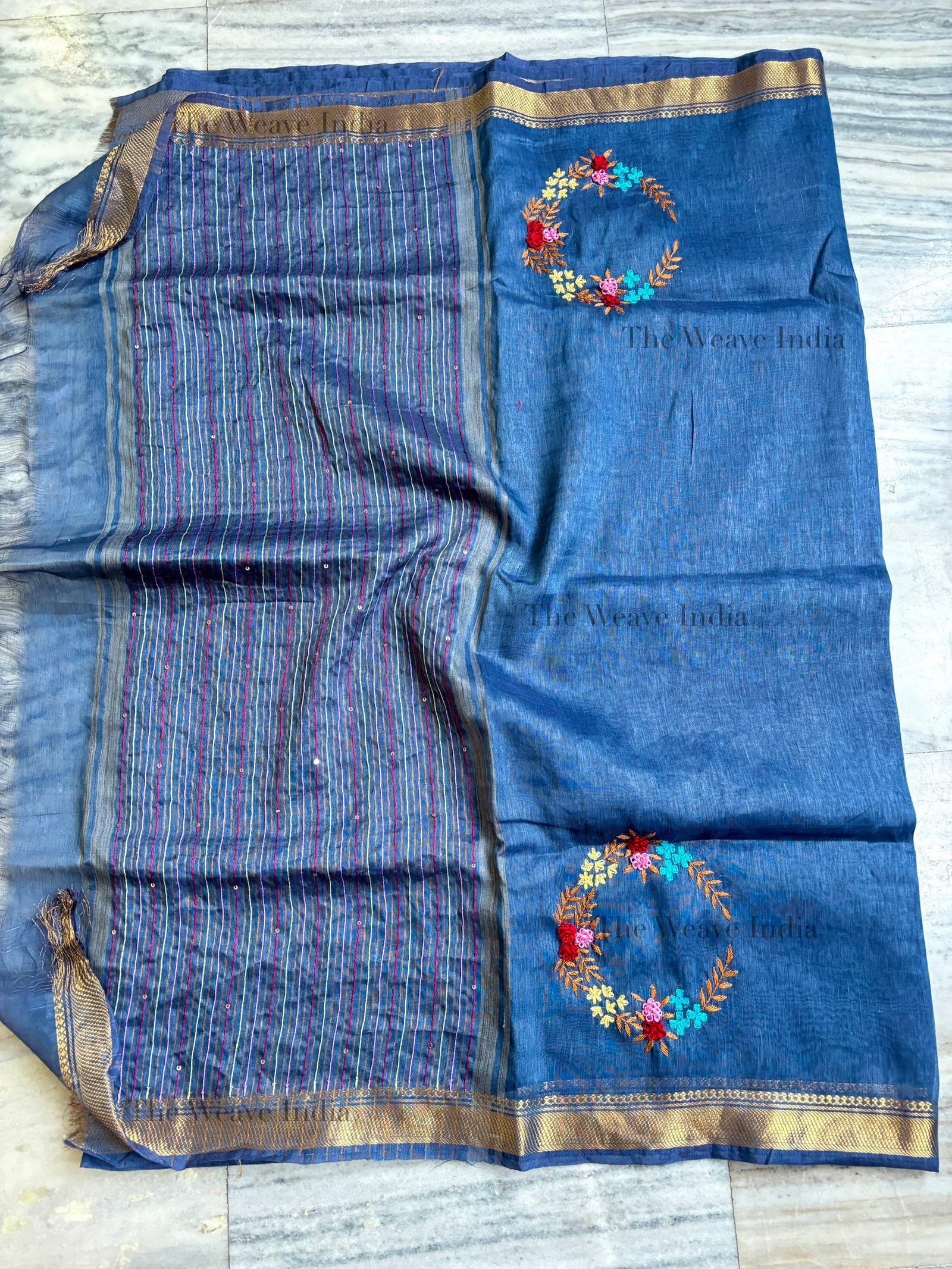 Indigo Aura Handmade Linen Saree - Image 4